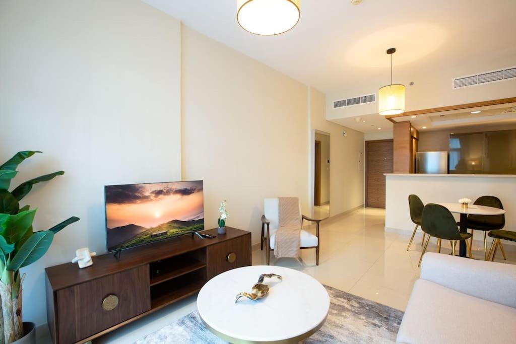 Appartamento Lux 1Br 2 Min To Burj Khalifa Dubai Esterno foto