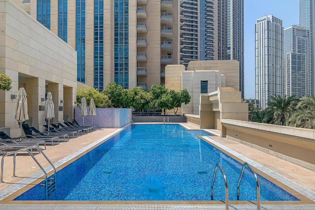 Appartamento Lux 1Br 2 Min To Burj Khalifa Dubai Esterno foto