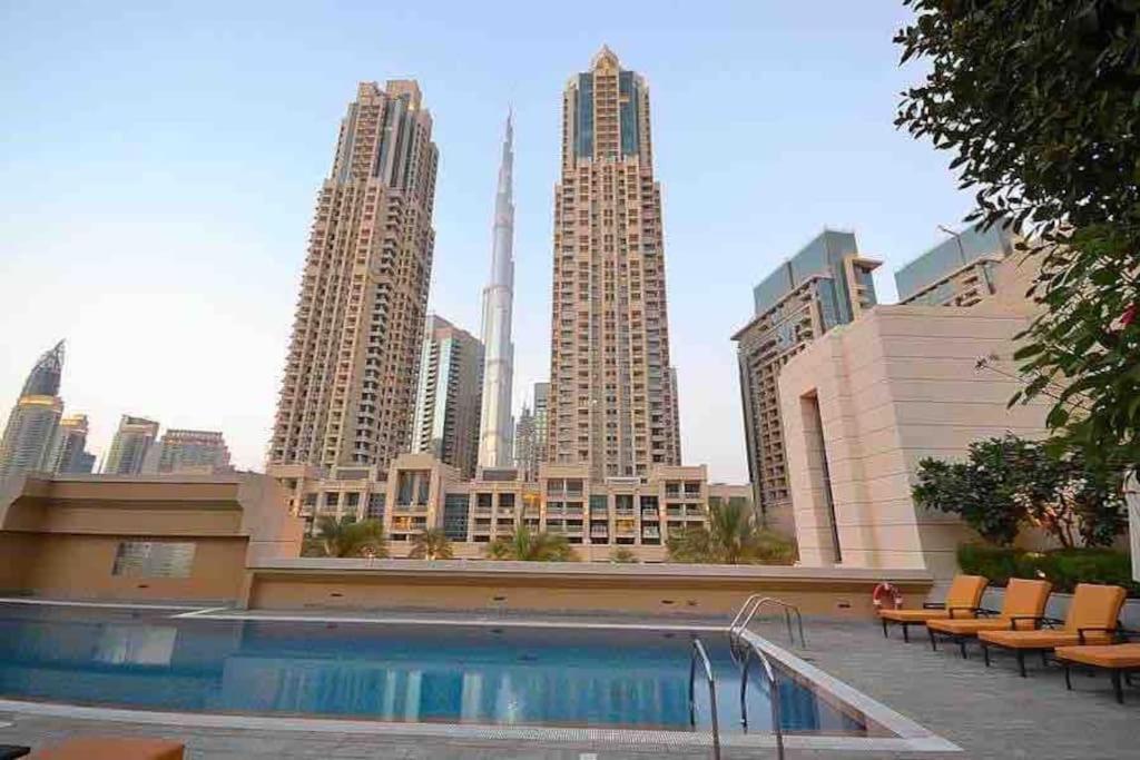 Appartamento Lux 1Br 2 Min To Burj Khalifa Dubai Esterno foto